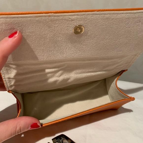 😎😎😎Tory Burch Polarized Sunglasses - Picture 2 of 8